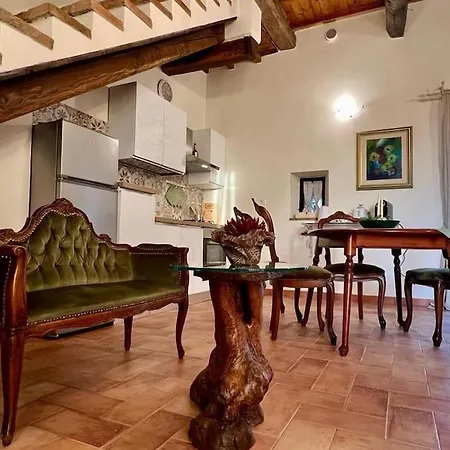 La Casina Di Nada * Massa Martana